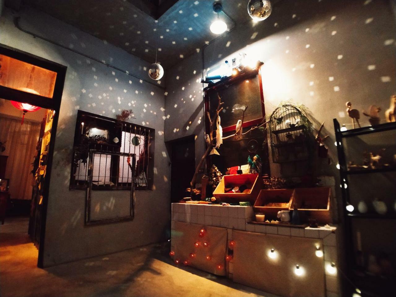Goin Old House & Bar Leilighet Tainan Eksteriør bilde